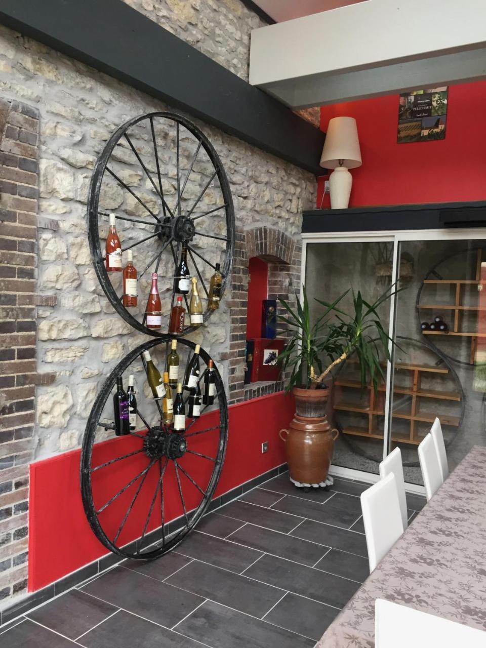 Le Rouge & Blanc Panzió Saint-Maurice-le-Vieil Kültér fotó