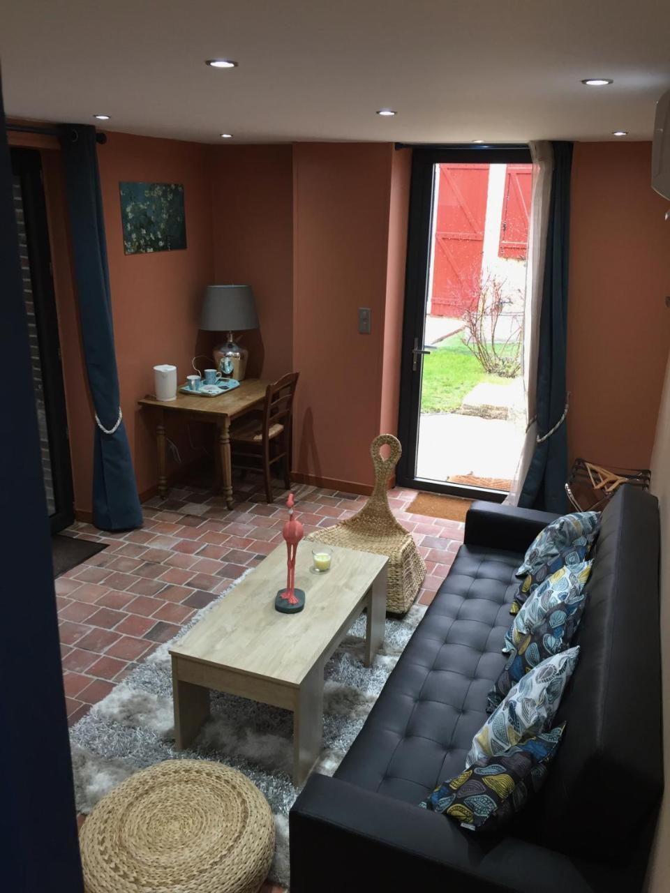 Le Rouge & Blanc Panzió Saint-Maurice-le-Vieil Kültér fotó